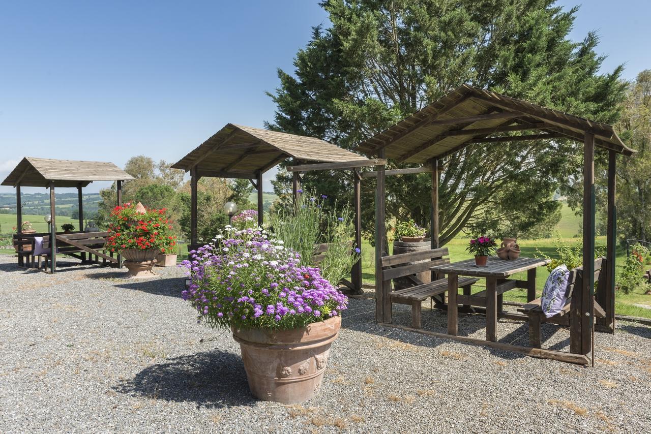 Wine Resort Colsereno Монталчино Екстериор снимка