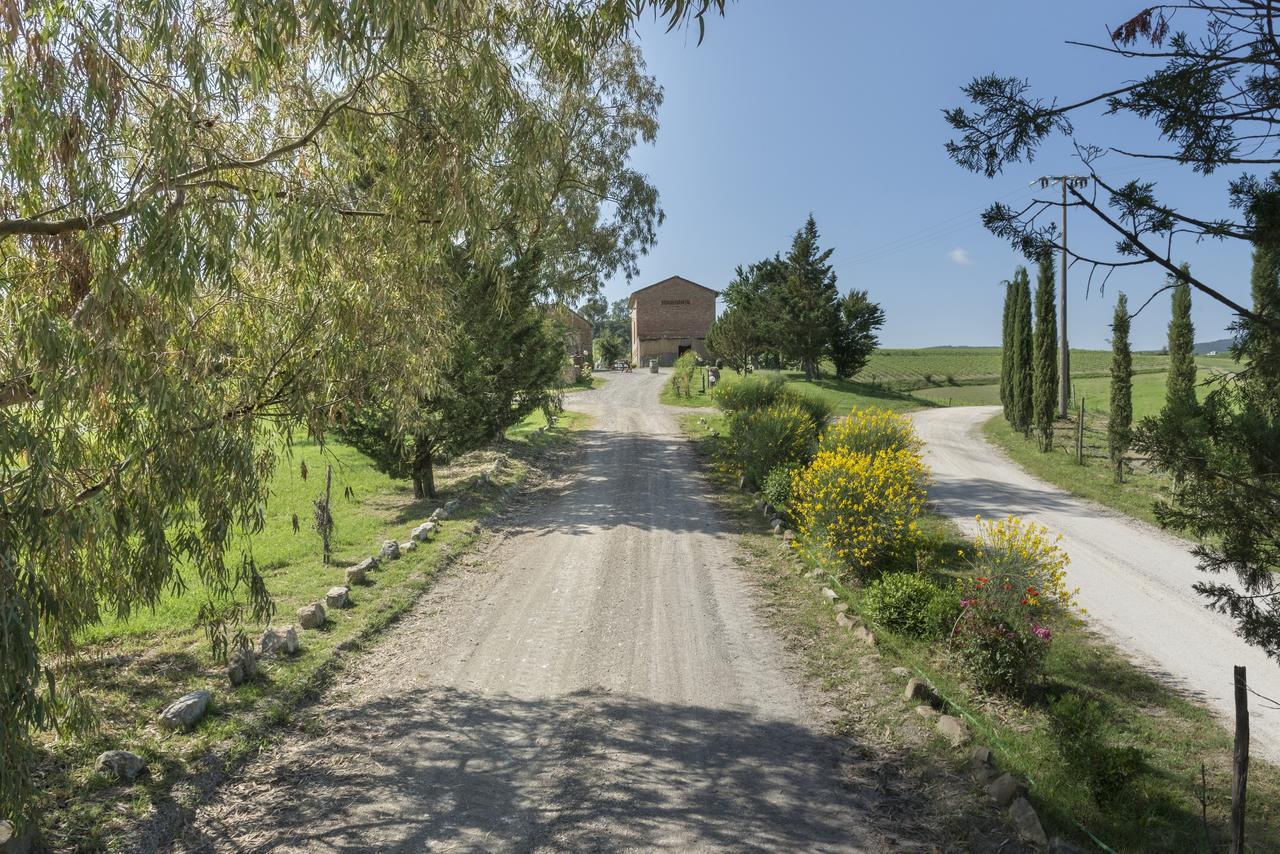 Wine Resort Colsereno Монталчино Екстериор снимка