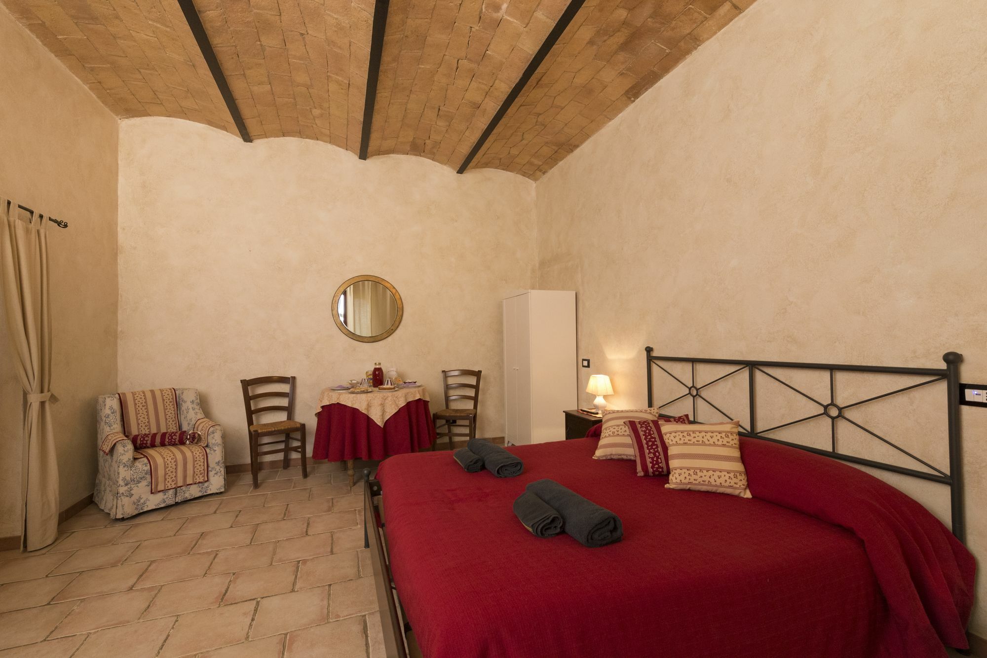 Wine Resort Colsereno Монталчино Екстериор снимка